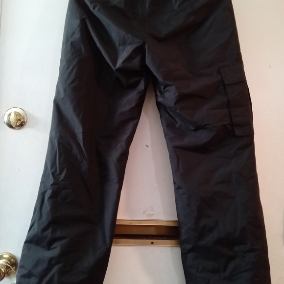 Men's Charcoal Cargo Pants - Picture 6 of 7